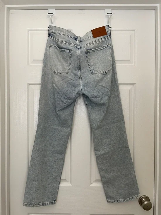 Lucky Brand High Rise Light Wash Straight Jeans - Picture 2 of 6